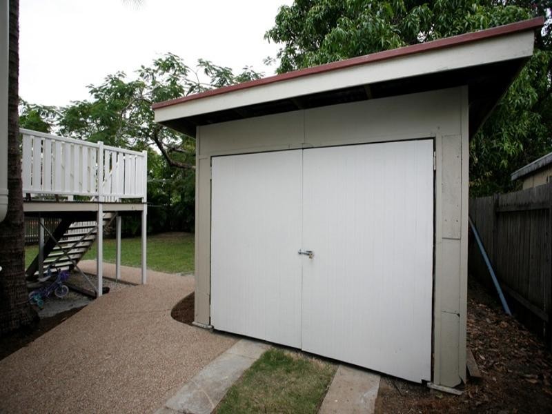 10 Edwards Street, WEST End, Townsville QLD 4810