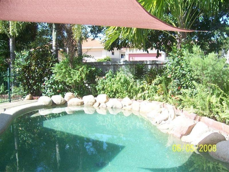 1 Yale Close RIVERSIDE Gardens, Douglas QLD 4814