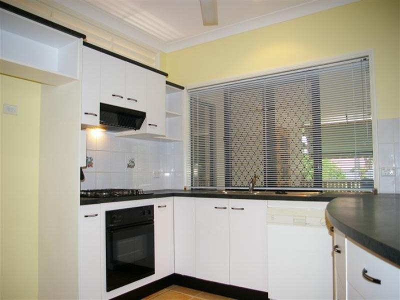 1 Yale Close RIVERSIDE Gardens, Douglas QLD 4814