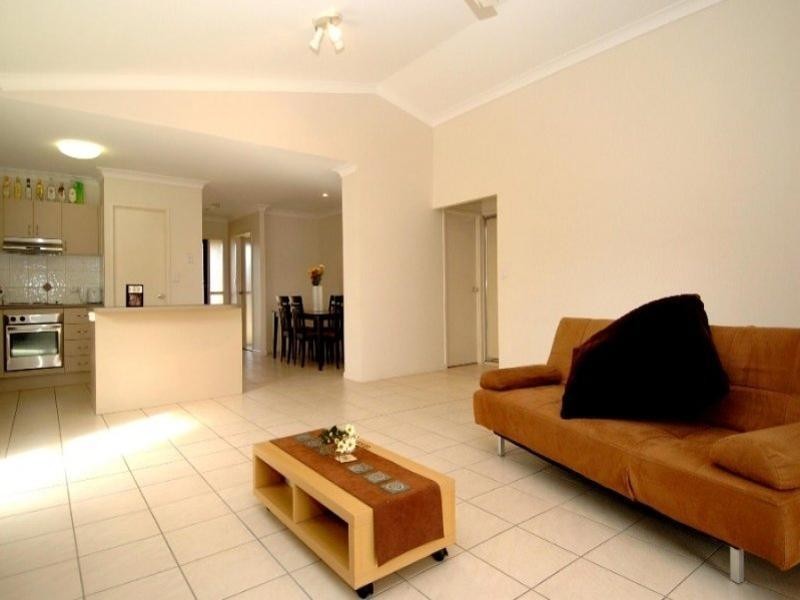 10 Summerlake Circuit, Idalia QLD 4811