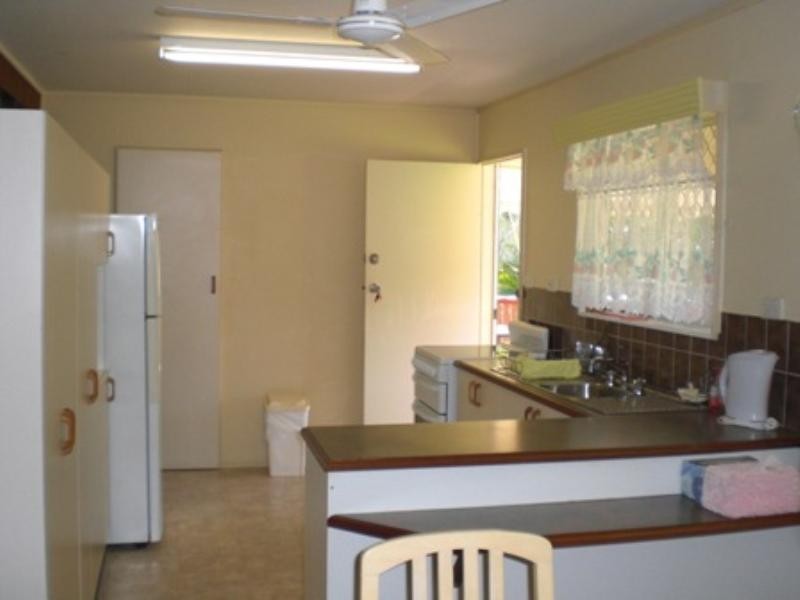 10 Peter Street, Kelso QLD 4815