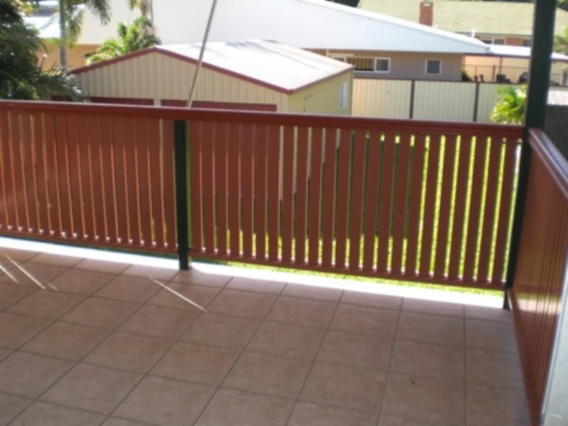 10 Peter Street, Kelso QLD 4815