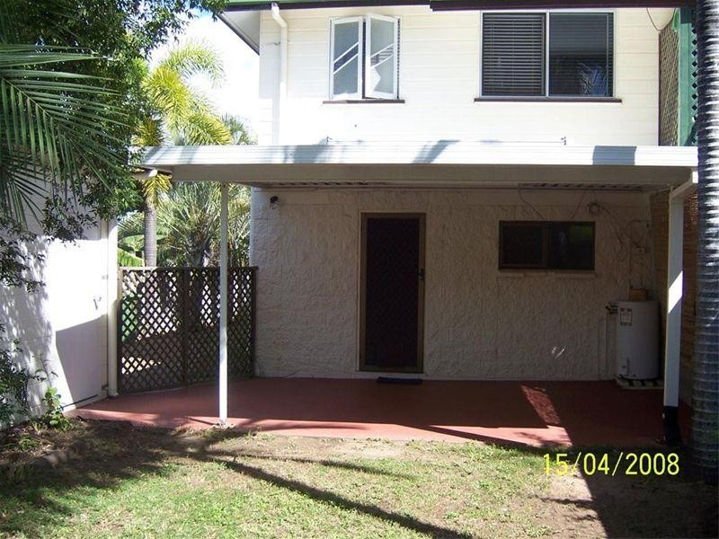 1/5 Shaw Street TOWNSVILLE, West End QLD 4810