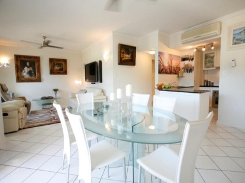 1/18 The Strand, North Ward QLD 4810