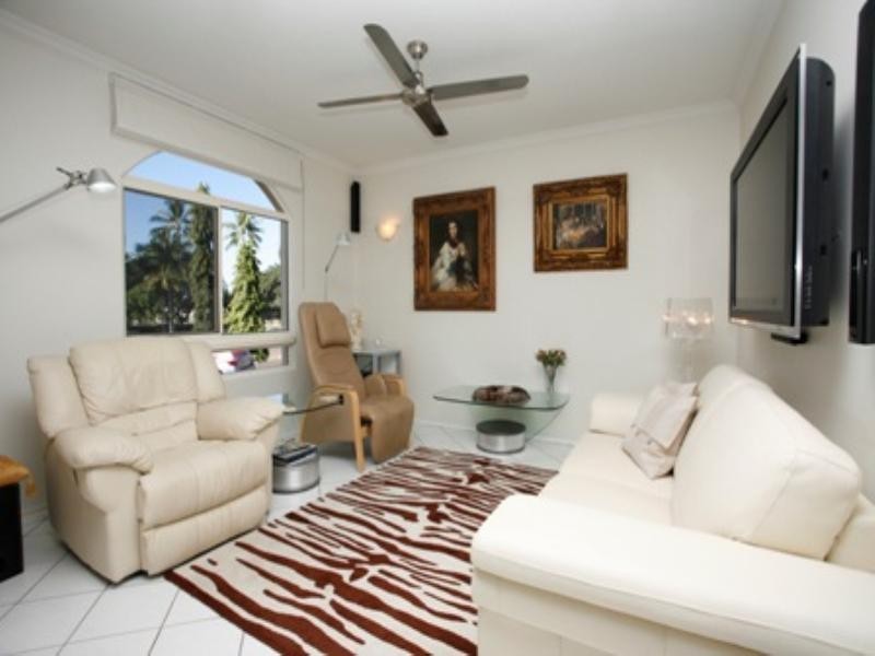 1/18 The Strand, North Ward QLD 4810