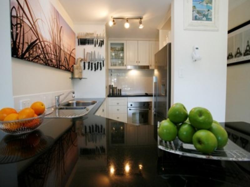 1/18 The Strand, North Ward QLD 4810