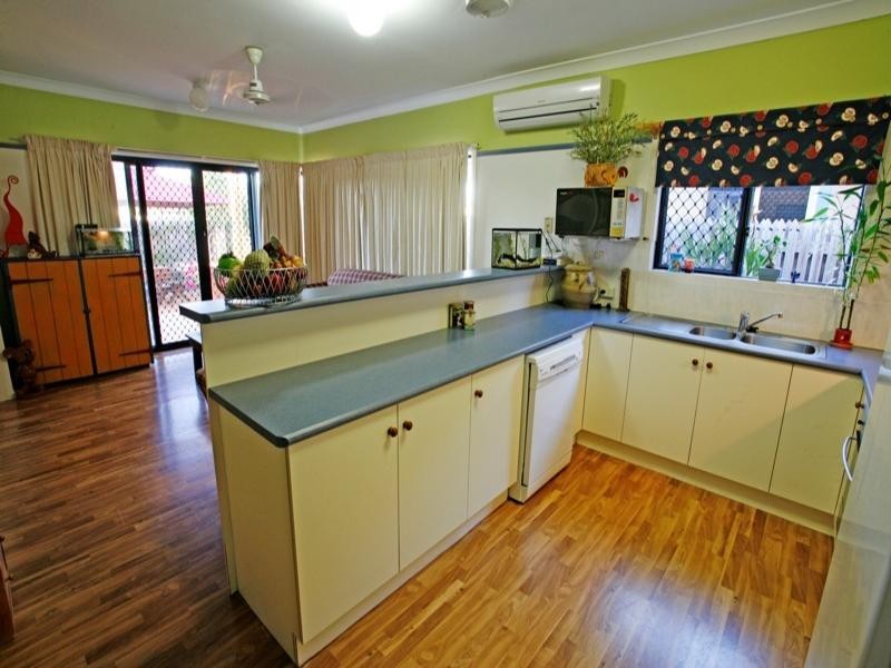 9 Jayella Close, Kirwan QLD 4817