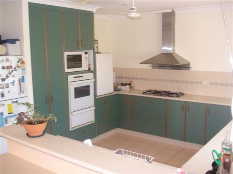 57 Rundle Street, Mount Louisa QLD 4814