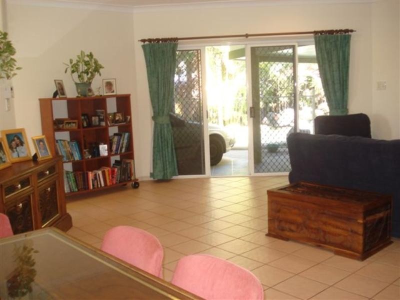 57 Rundle Street, Mount Louisa QLD 4814