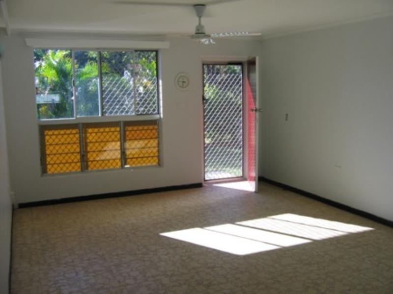 2/16 Garden Street, Mundingburra QLD 4812