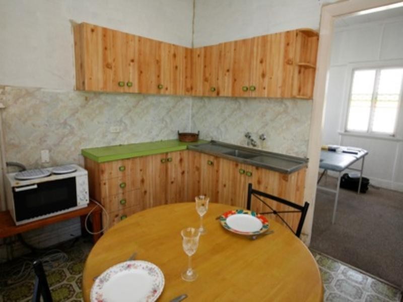 61 Marks Street, Hermit Park QLD 4812