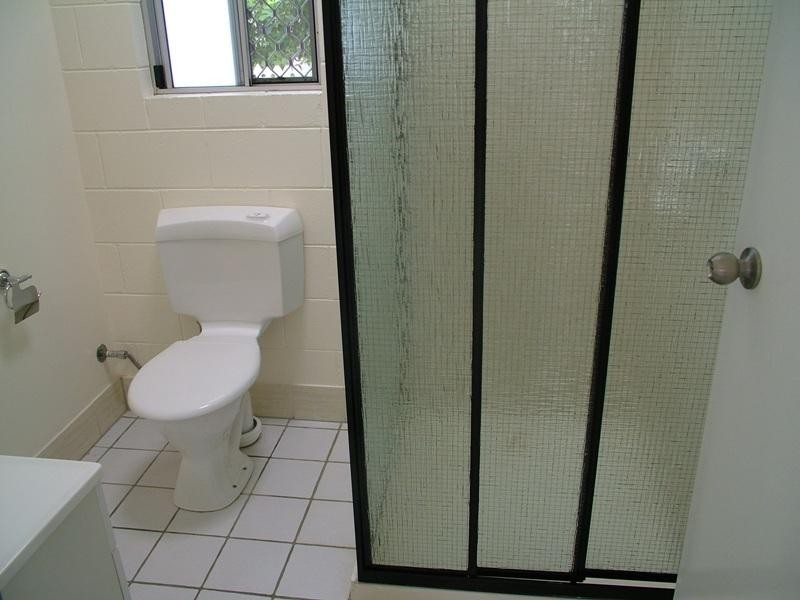 2/30 Queens Road, Railway Estate QLD 4810