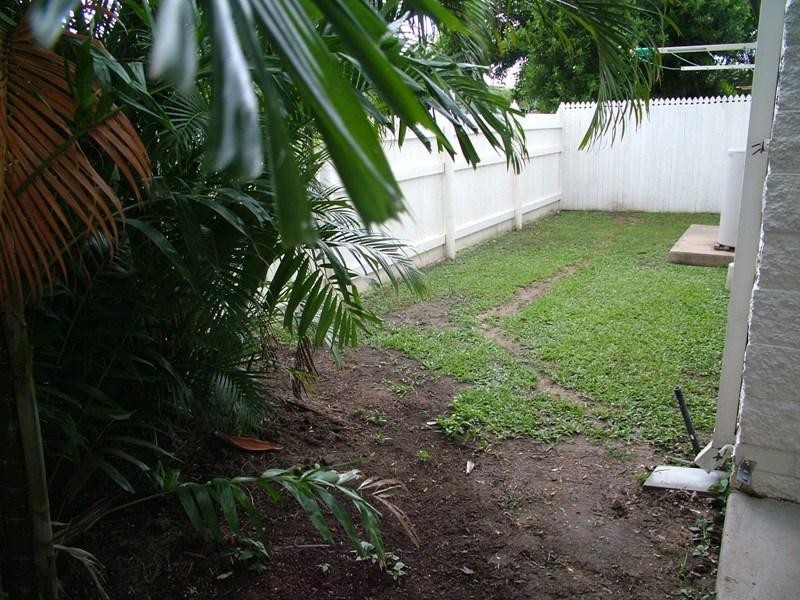 2/30 Queens Road, Railway Estate QLD 4810