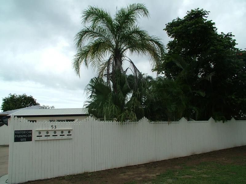 2/30 Queens Road, Railway Estate QLD 4810