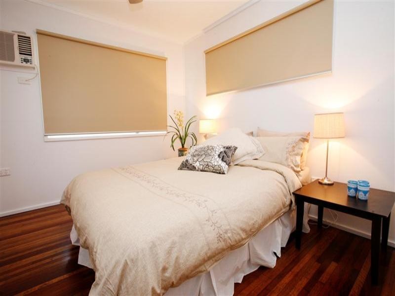 28 Poinciana Street, Cranbrook QLD 4814