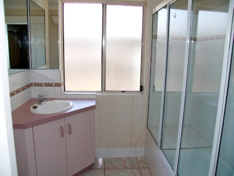 2 Courtney Street, Cranbrook QLD 4814