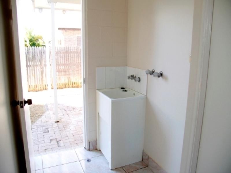 2 Courtney Street, Cranbrook QLD 4814