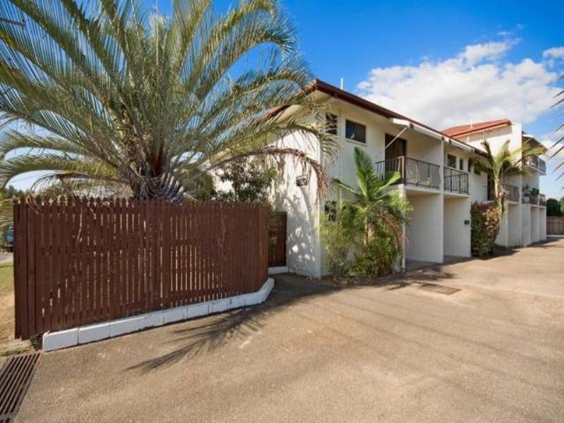 3/146 Queens Road, Hermit Park QLD 4812