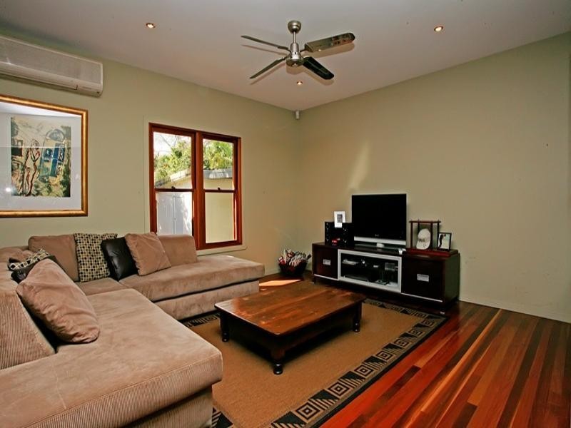 9 Enright Street, Mysterton QLD 4812