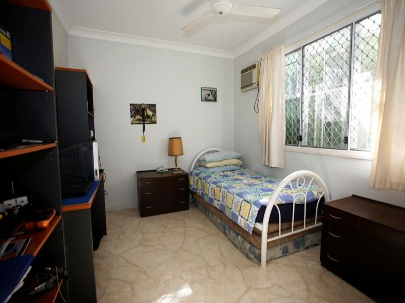 2/13 Bishop Street, Belgian Gardens QLD 4810