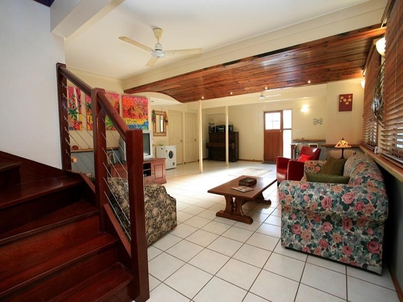 42 Carr Street, Hermit Park QLD 4812