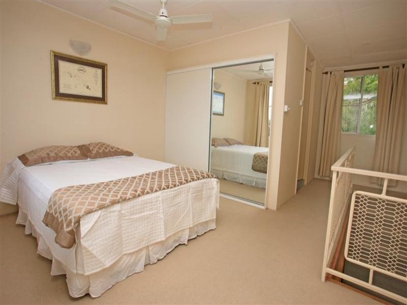 3/2 Bundock Street, Castle Hill QLD 4810