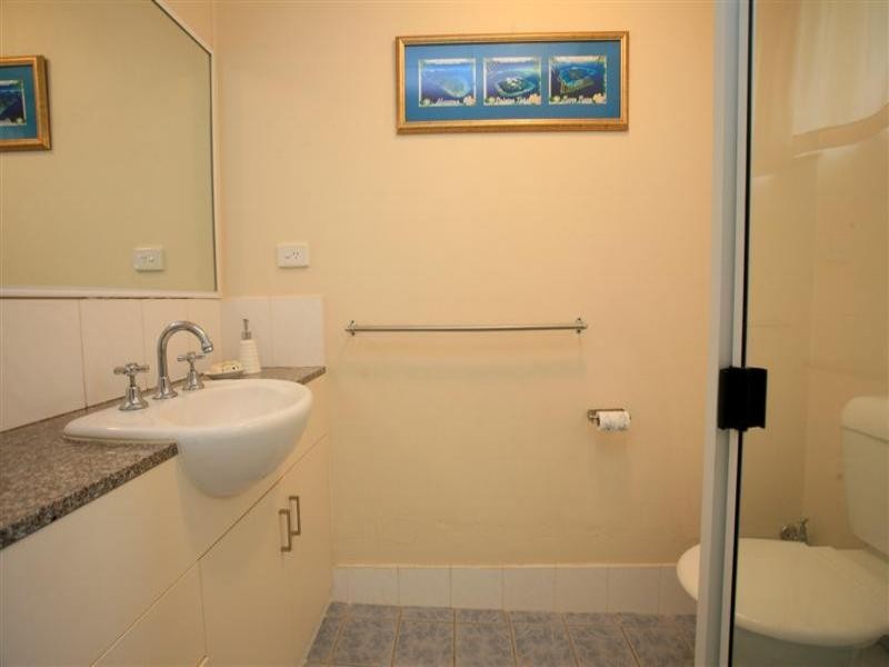 3/2 Bundock Street, Castle Hill QLD 4810