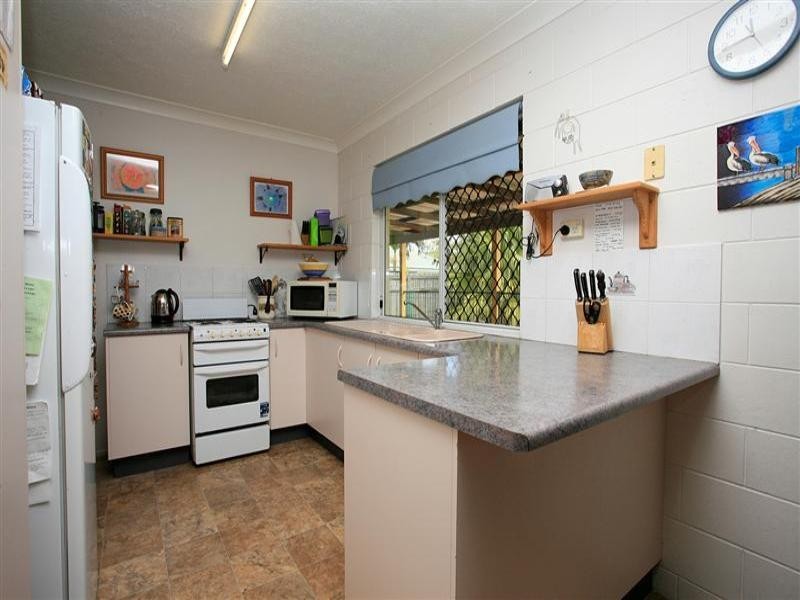 4 Dalkeith Crescent, Mount Louisa QLD 4814
