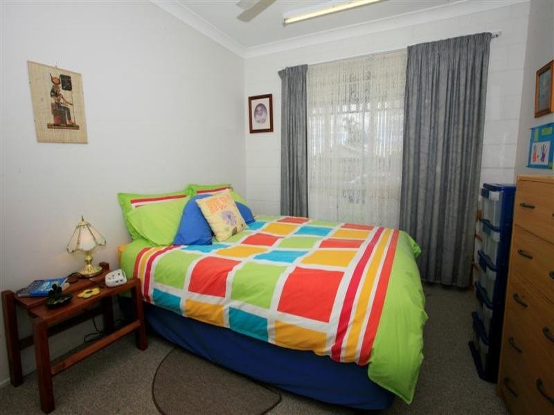 4 Dalkeith Crescent, Mount Louisa QLD 4814