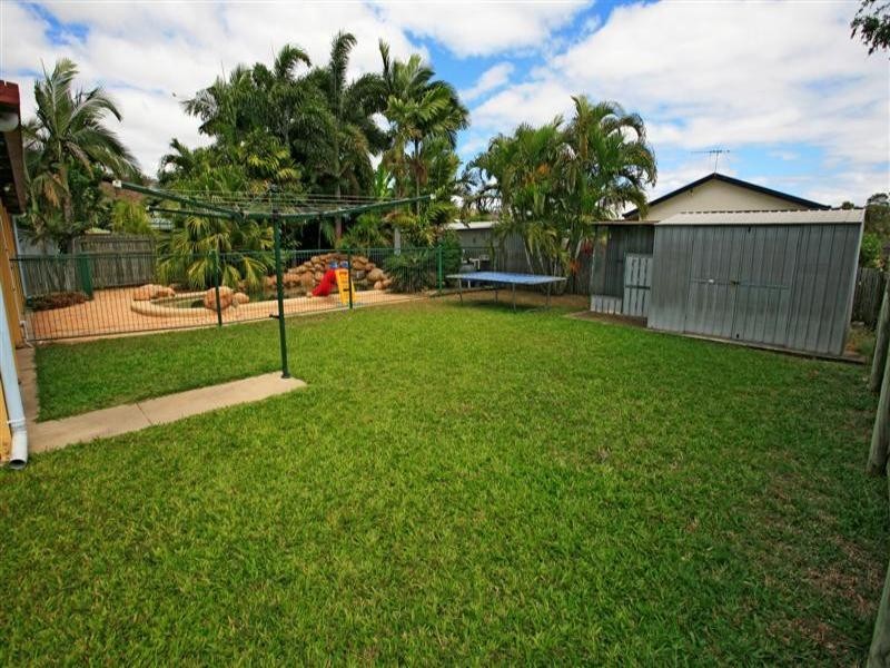 4 Dalkeith Crescent, Mount Louisa QLD 4814