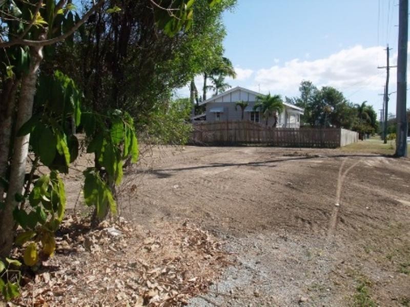2 Derby Street, Pimlico QLD 4812