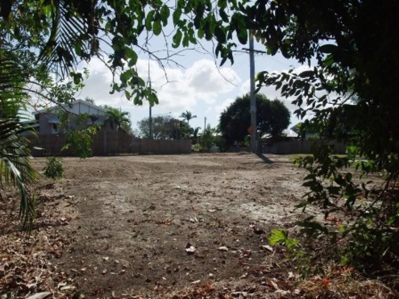 2 Derby Street, Pimlico QLD 4812