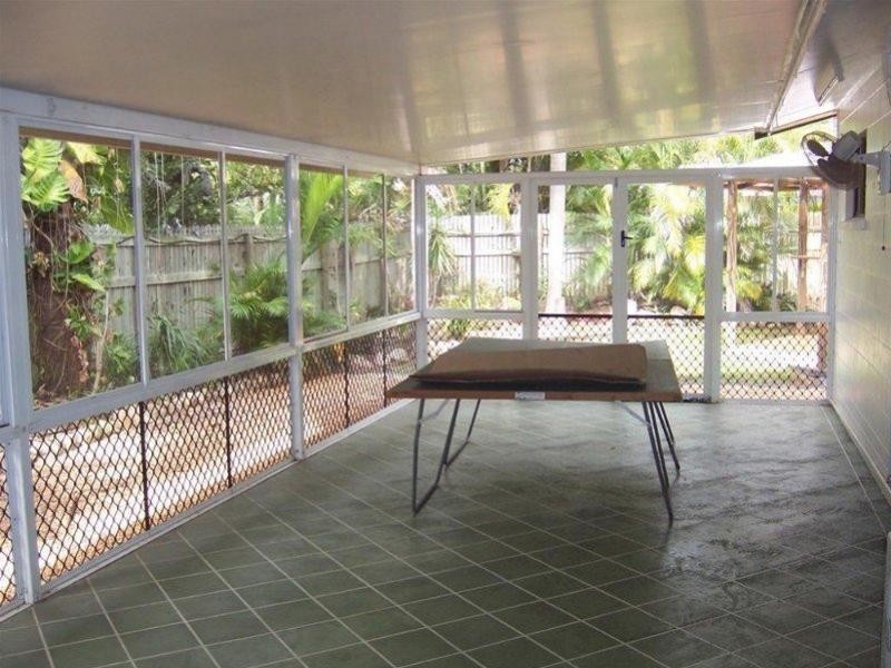 5 Sandalan Court, Bushland Beach QLD 4818