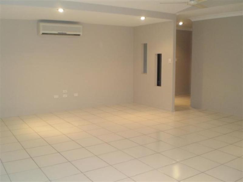 10 Chestfield Court WILLOWBANK, Kirwan QLD 4817