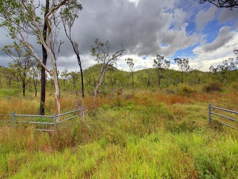 176 Chisholm Trail, Oak Valley QLD 4811