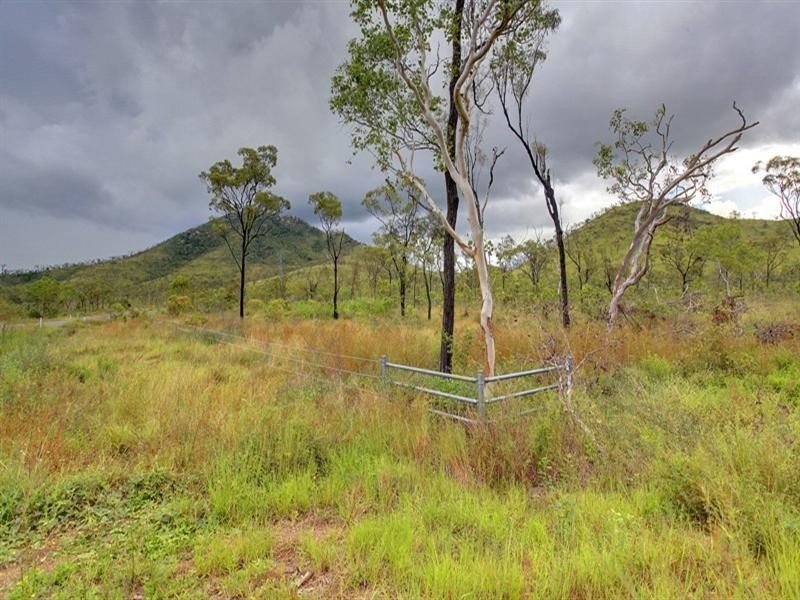 176 Chisholm Trail, Oak Valley QLD 4811