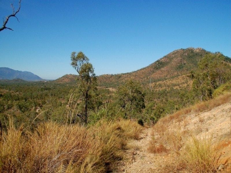 176 Chisholm Trail, Oak Valley QLD 4811