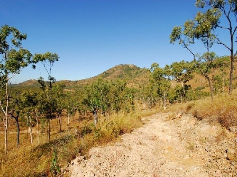 176 Chisholm Trail, Oak Valley QLD 4811