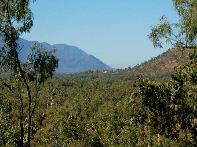 176 Chisholm Trail, Oak Valley QLD 4811