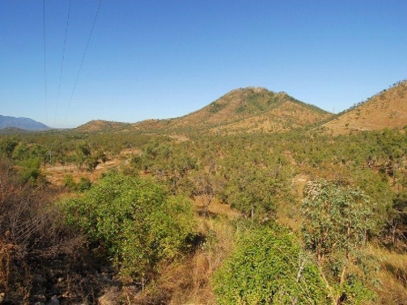 176 Chisholm Trail, Oak Valley QLD 4811