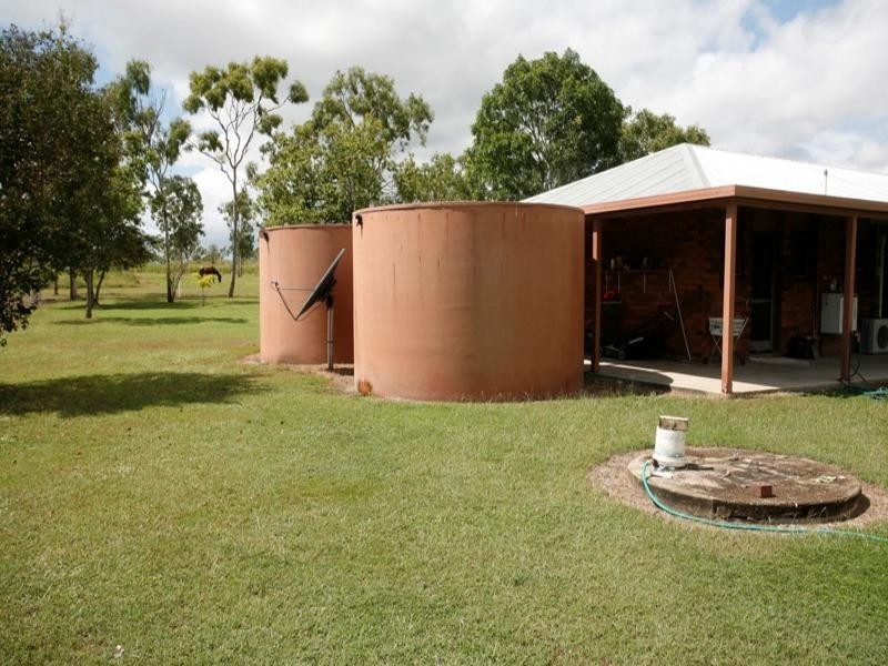 328 Valley Drive, Oak Valley QLD 4811