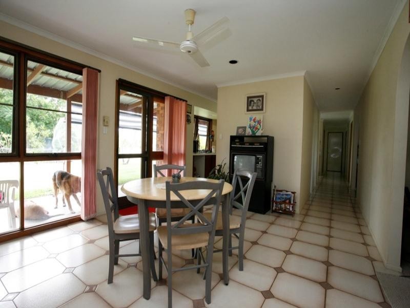 328 Valley Drive, Oak Valley QLD 4811