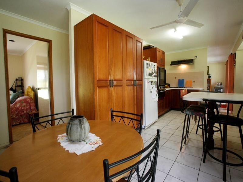 328 Valley Drive, Oak Valley QLD 4811