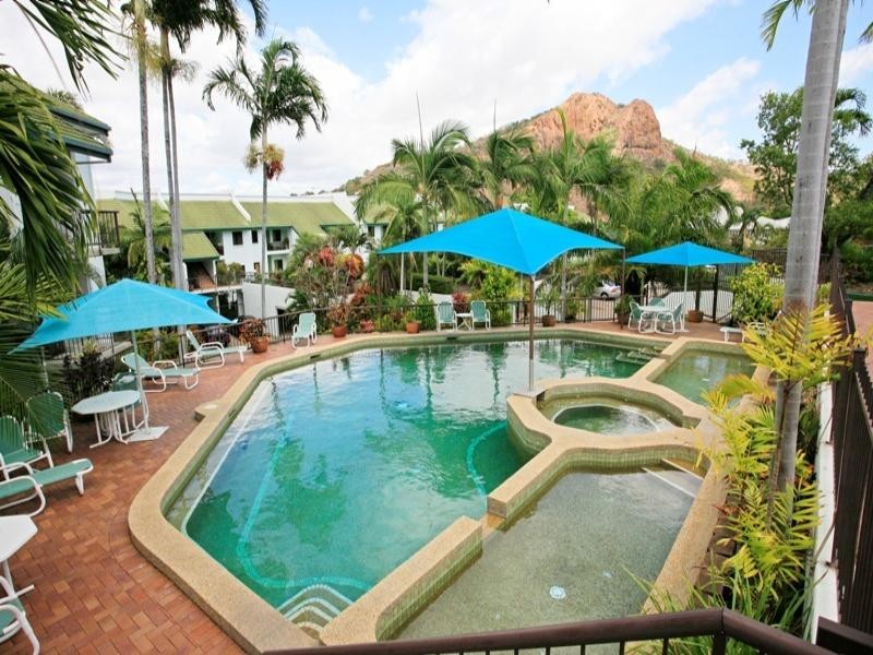 28/15 Hale Street, North Ward QLD 4810