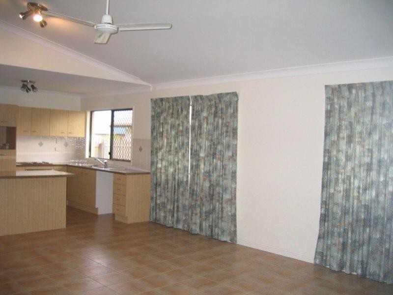 13 Brickondon Crescent, Annandale QLD 4814