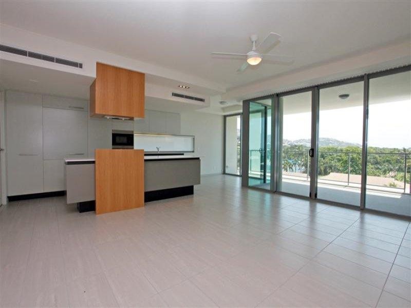 2509/6 Mariner’s Drive, Townsville City QLD 4810