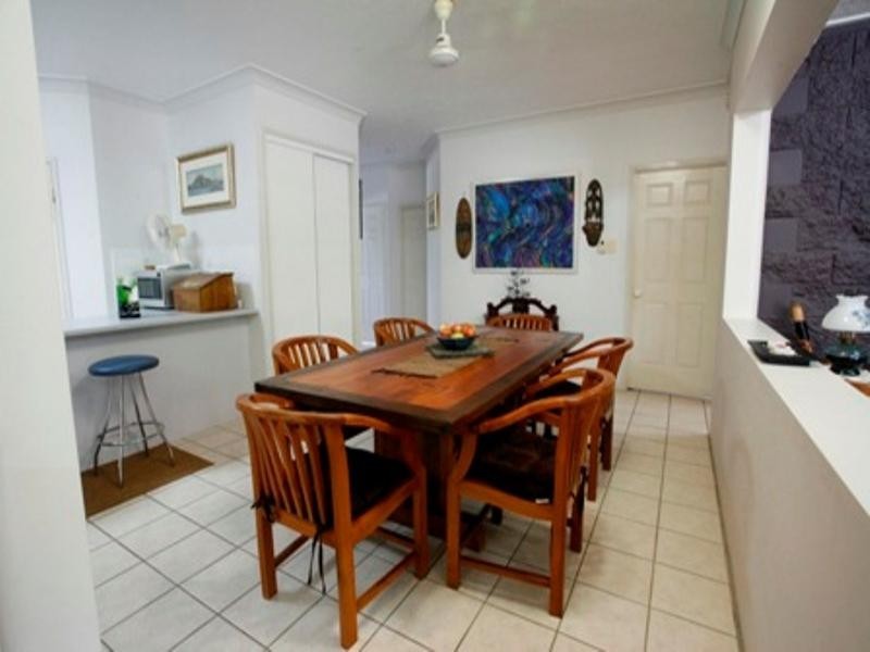 9 Rumbala Court, Bushland Beach QLD 4818