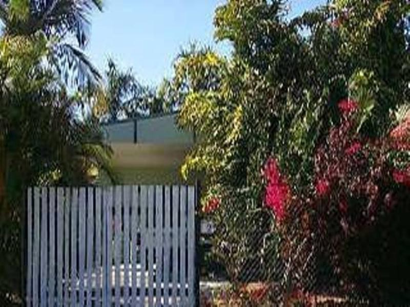 12 Peter Street, Kelso QLD 4815