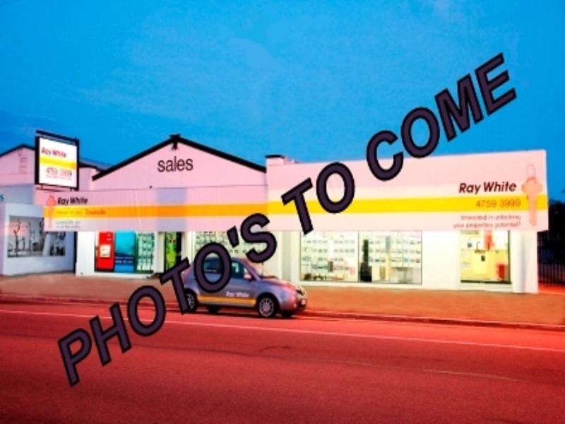 12 Peter Street, Kelso QLD 4815