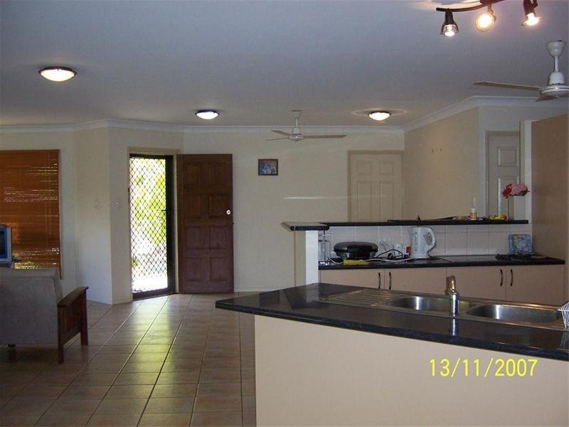 19 Templeton Crescent, Douglas QLD 4814